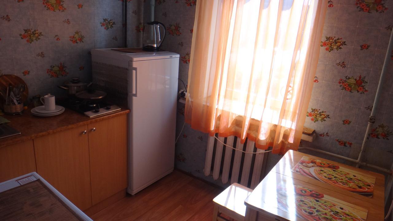 Apartment Near The Central Railway Station Київ Екстер'єр фото